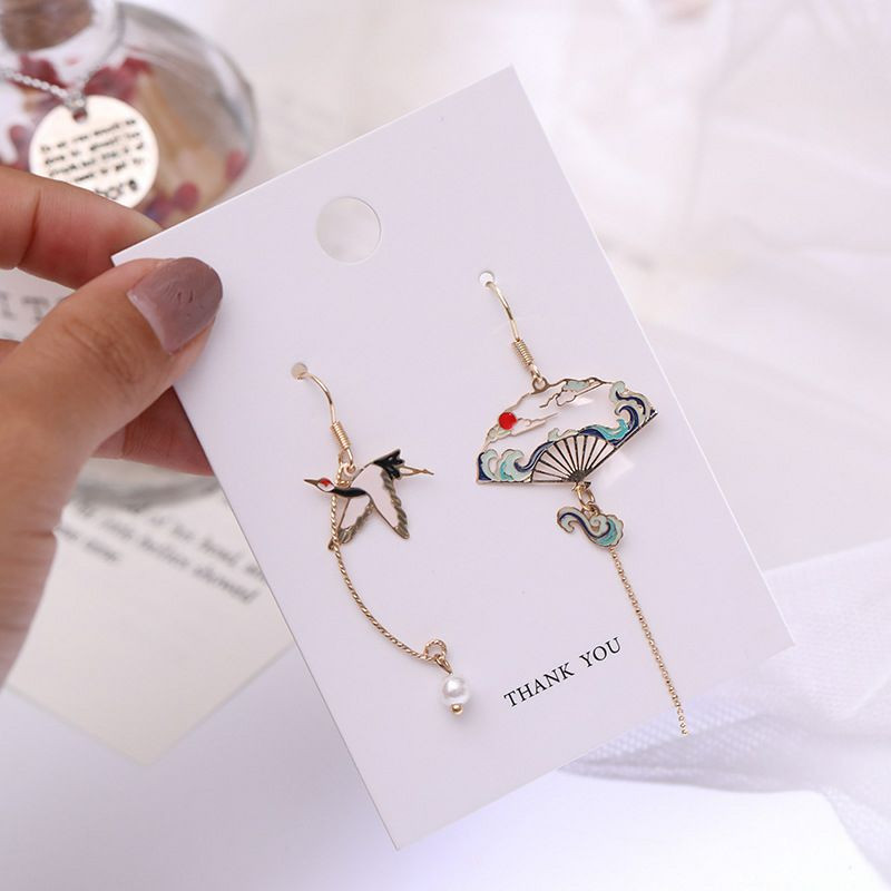Boucles d'oreilles pendantes asymétriques en forme de grue en papier pour femme