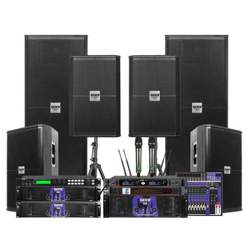 Ensemble complet d'équipements audio professionnels de la marque GODI, conçu pour des événements de grande envergure.