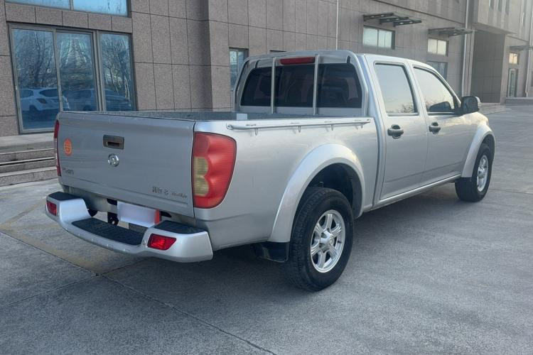 Great Wall Wingle 5 2017 2.0T Édition Européenne Diesel 2WD avec grande cabine double GW4D20E - Voiture d'occasion propre